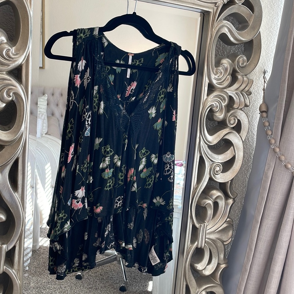 Free People black shirt